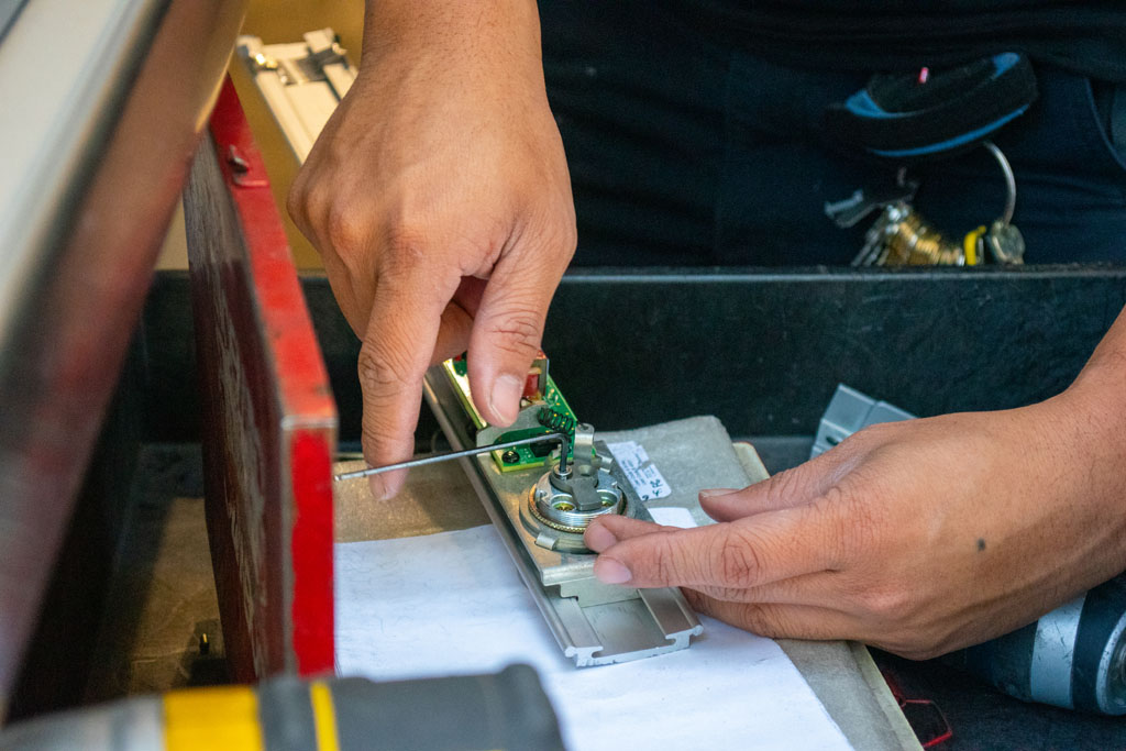 Comment retirer une barre de panique？