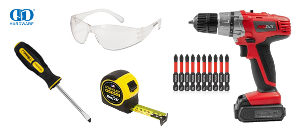 Comment installer les charni&egrave;res de porte ext&eacute;rieure&nbsp;?