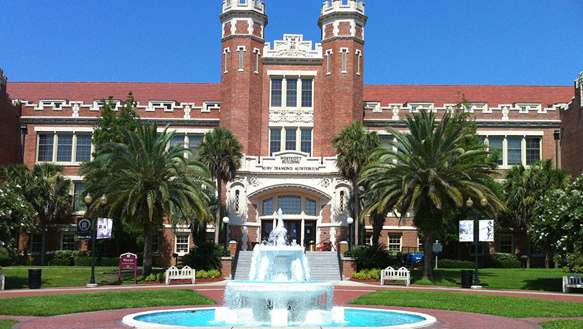 normes de quincaillerie pour portes d'&eacute;cole