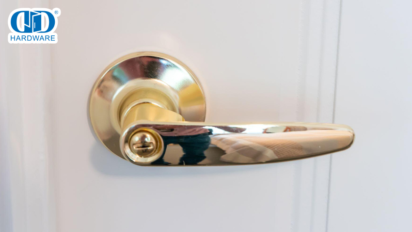 Pourquoi l'acier inoxydable hors de laiton, de zinc et d'aluminium dans les zones à fort trafic